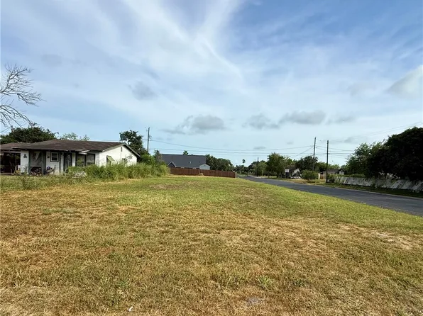 503 E Avenue C, Kingsville, TX 78363