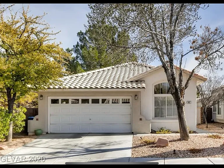 912 Windhook St — Photo 1