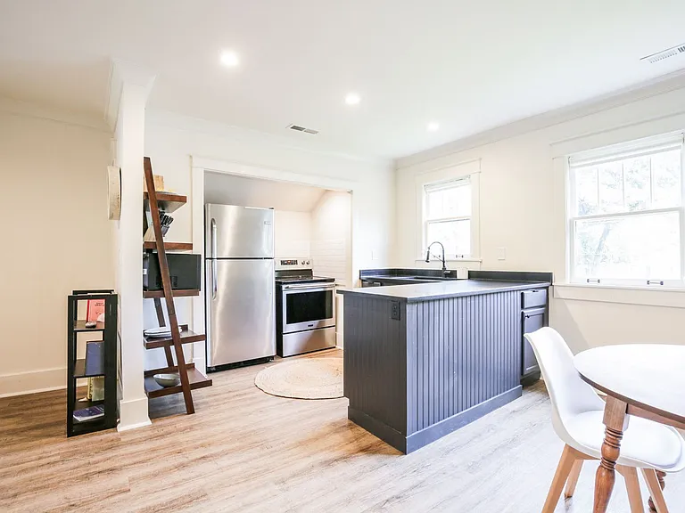 233B Chapel Ave — Photo 16