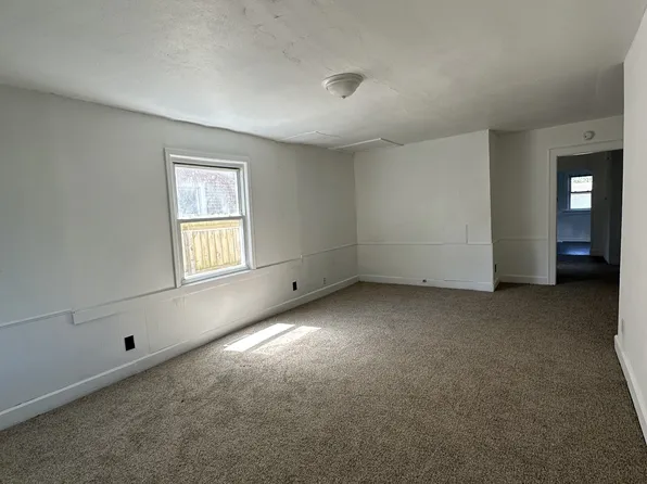 1913 Broadway St #1, Anderson, IN 46012