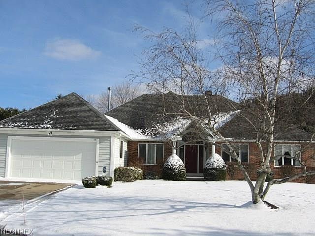 1st image of 291 Lake Pointe Dr