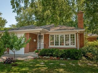 2304 Simpson St, Evanston, IL 60201