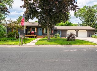 2729 Oak Dr, La Crosse, WI 54601