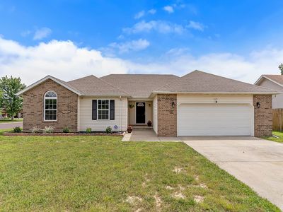 1113 Woodland Ridge Drive, Monett, MO, 65708