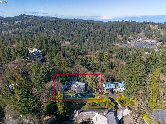 4th image of 4191 SW Greenleaf Dr