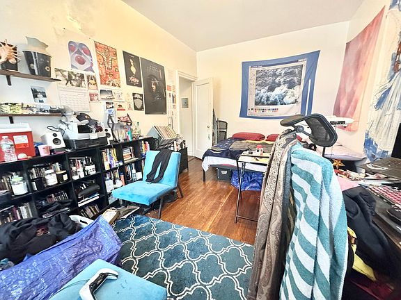 5th image of 874 43rd St APT 10C