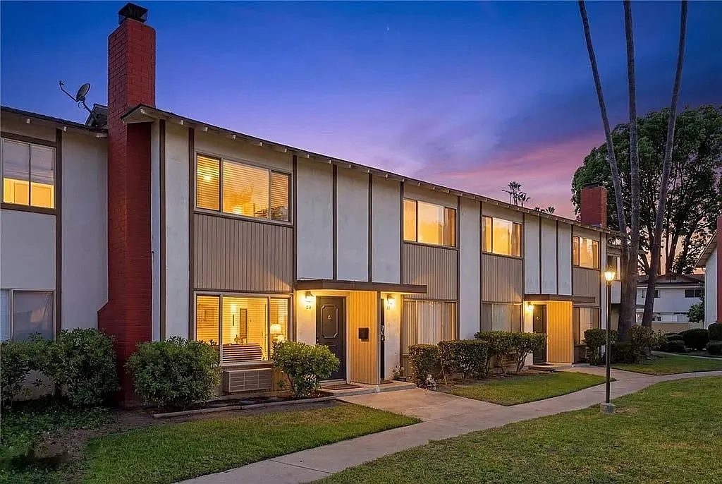 2 bed, 1024 sqft, $3,500 — Photo 1