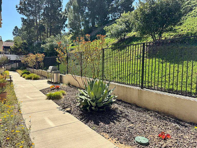 627 Deep Valley Dr #417 — Photo 48