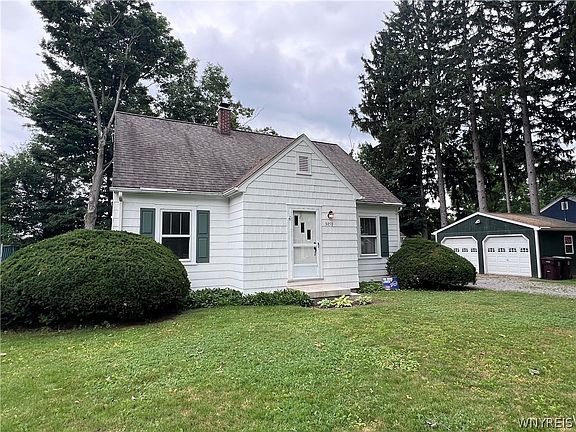 2nd image of 3050 Belknap Rd