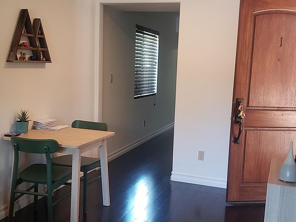 4th image of 2828 Reservoir St APT 1