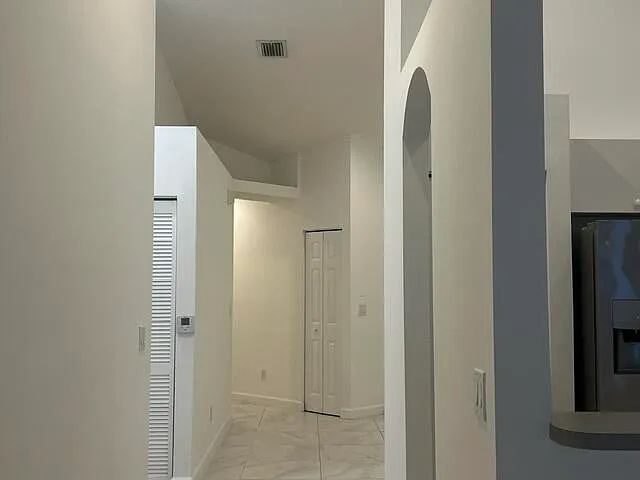 2480 S Coral Trace Cir — Photo 5