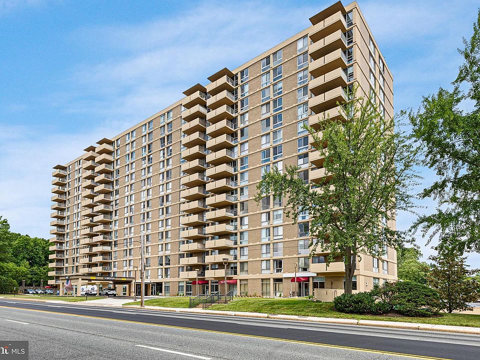 1st image of 2401 Pennsylvania Ave APT 715