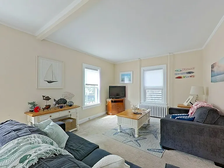 36 Dixon St — Photo 10
