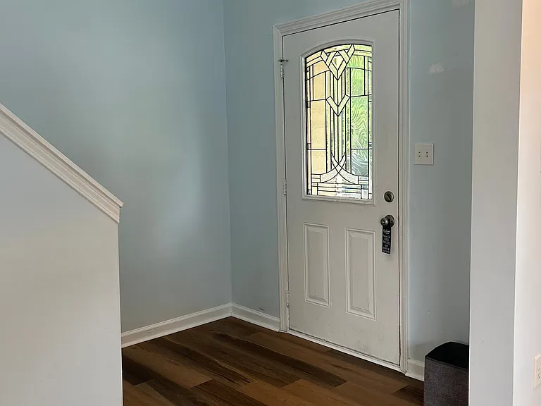 4010 Taylor Oaks Dr — Photo 3