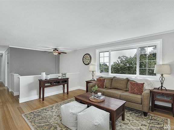 5th image of 13765 93rd Ave NE