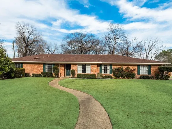 1821 Dartmouth Ln, Corsicana, TX 75110