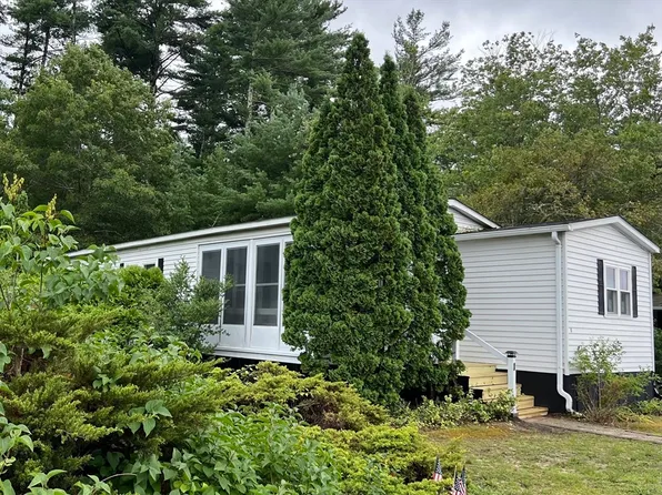 8 Jefferson Way, Carver, MA 02330