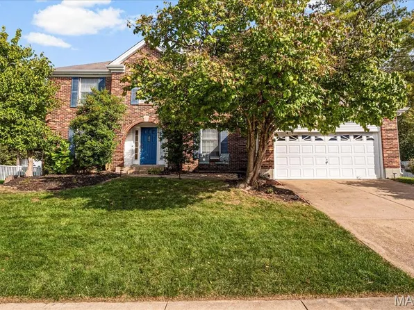 2316 Coventry Farm Ct, Chesterfield, MO 63017