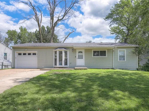 8516 Barnett Ave, Kansas City, KS 66112