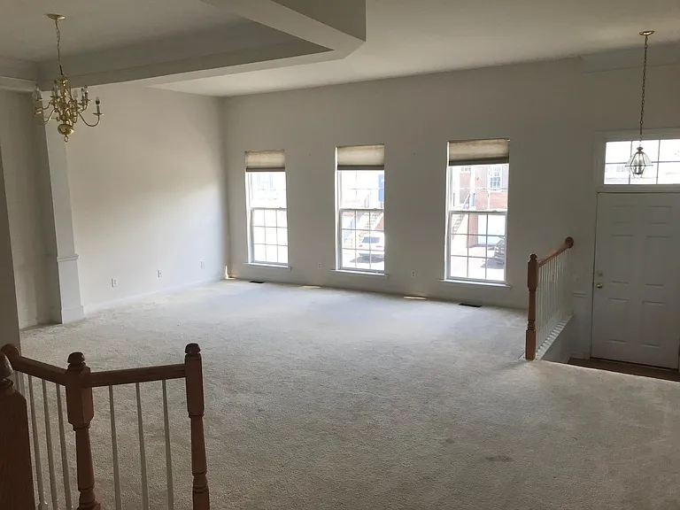33 Cornerstone Ct — Photo 5