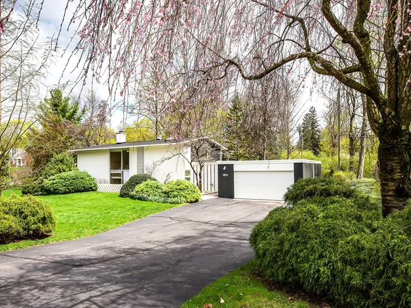 1821 Sheridan Dr, Ann Arbor, MI 48104