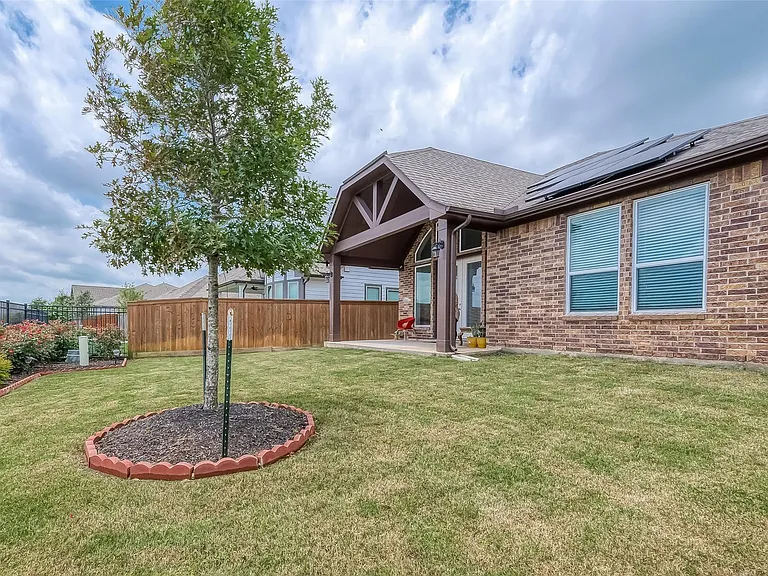 1838 Smithers Landing Dr — Photo 44