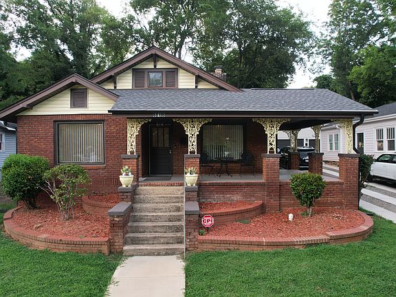 616 S Summit Bungalow completed remodeled interior
