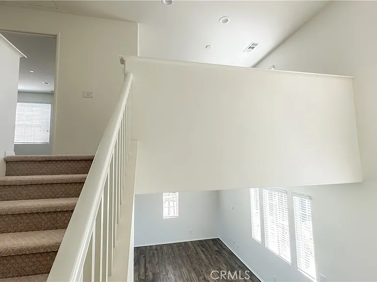 42688 Azure St — Photo 7