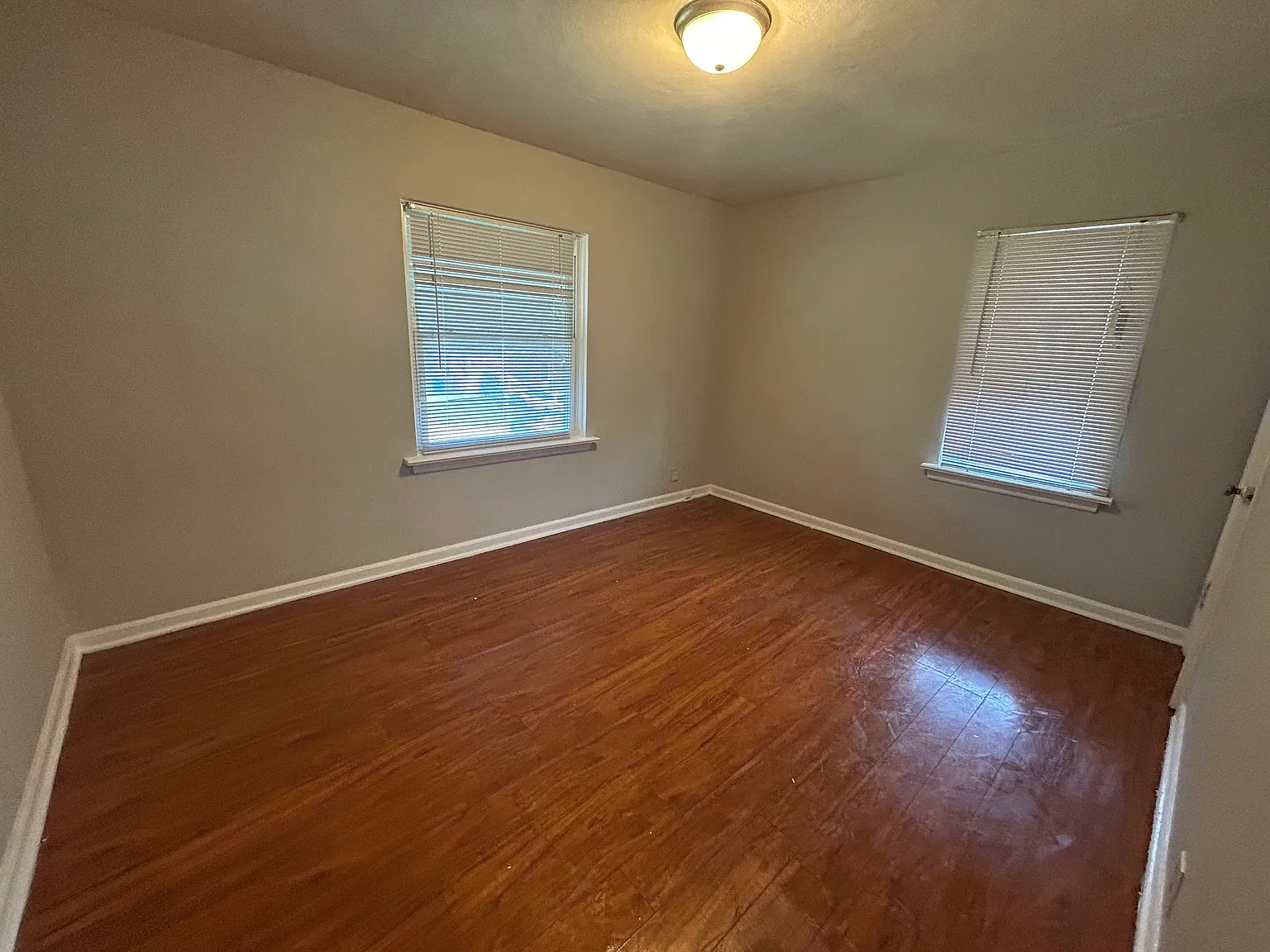 2 bed, 1018 sqft, $1,195 — Photo 4