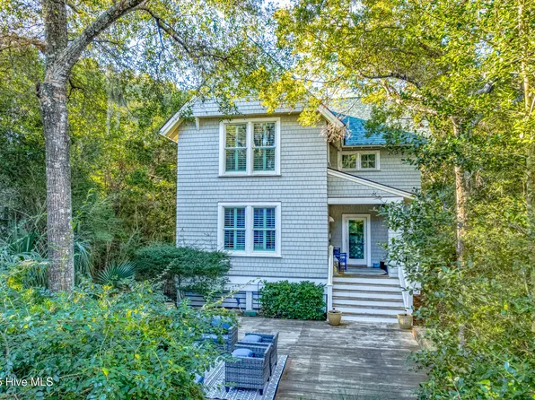 6 Keypost Court, Bald Head Island, NC 28461