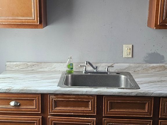 2nd image of 3820 Texas Ave