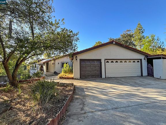 3rd image of 337 Livorna Heights Rd