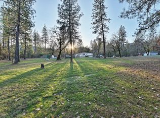 7310 W Evans Creek Rd, Rogue River, OR 97537
