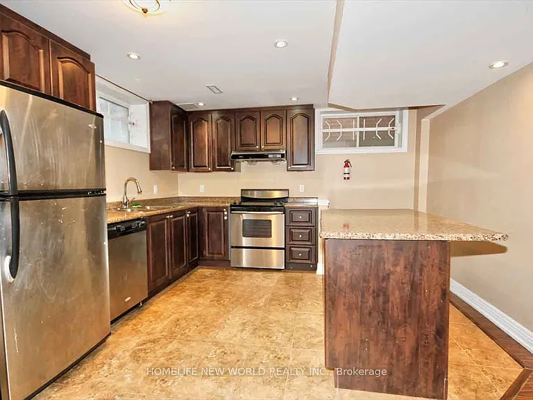 6 Mirrow Ct E — Photo 5
