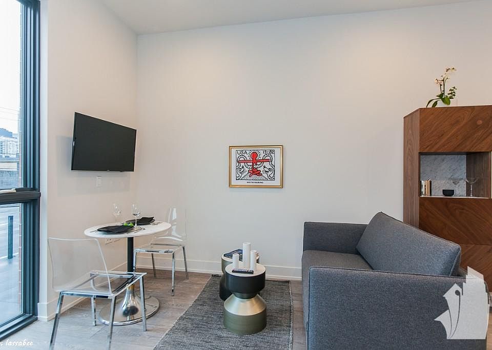 1st image of 855 N Larrabee St #1616