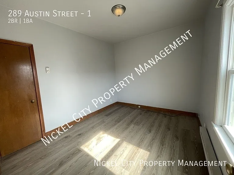 289 Austin St #1 — Photo 5