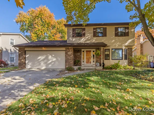 1336 Banbury Ave NE, Grand Rapids, MI 49505