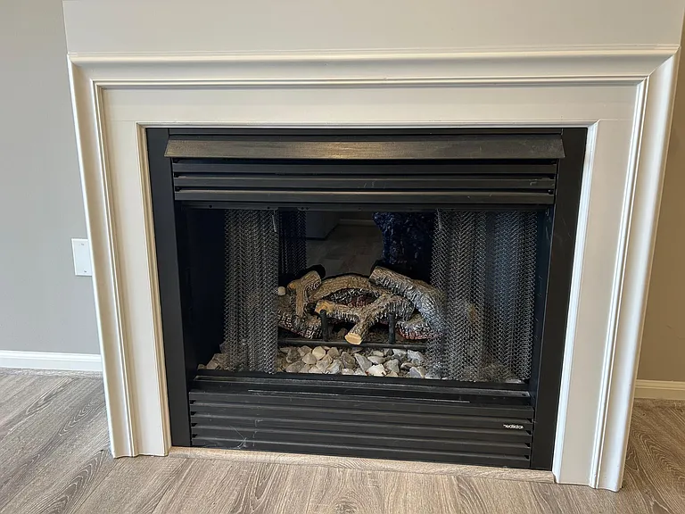 4035 Cornerstone Dr — Photo 40