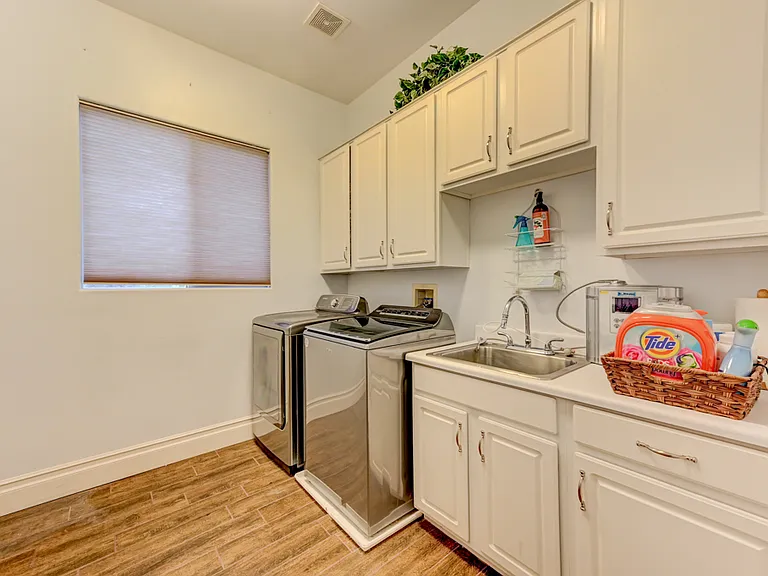 10212 Stone Briar Ct — Photo 78