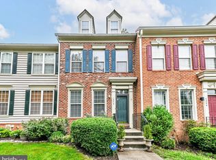 1246 Vintage Pl, Reston, VA 20194