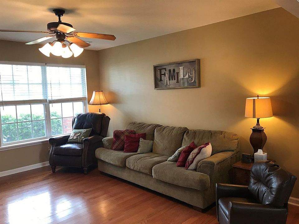 2nd image of 342 John Henry Dr