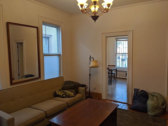 5th image of 62 Hausman St #3