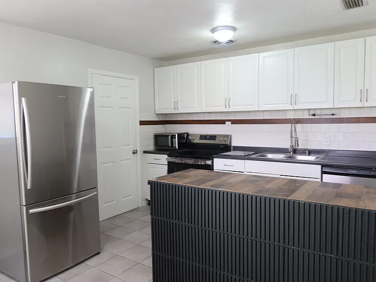 6731 Mopsy Ln — Photo 9