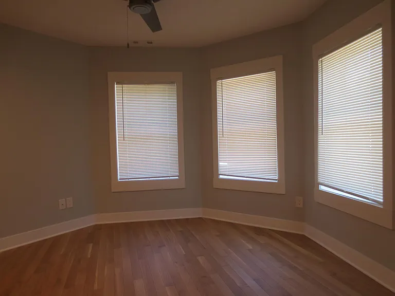 4403 Franklin Blvd — Photo 27