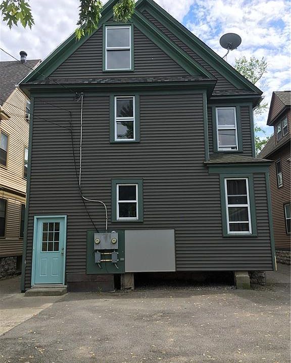 2nd image of 674 Auburn Ave