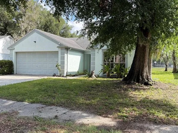 1636 Baker Rd, Lutz, FL 33559