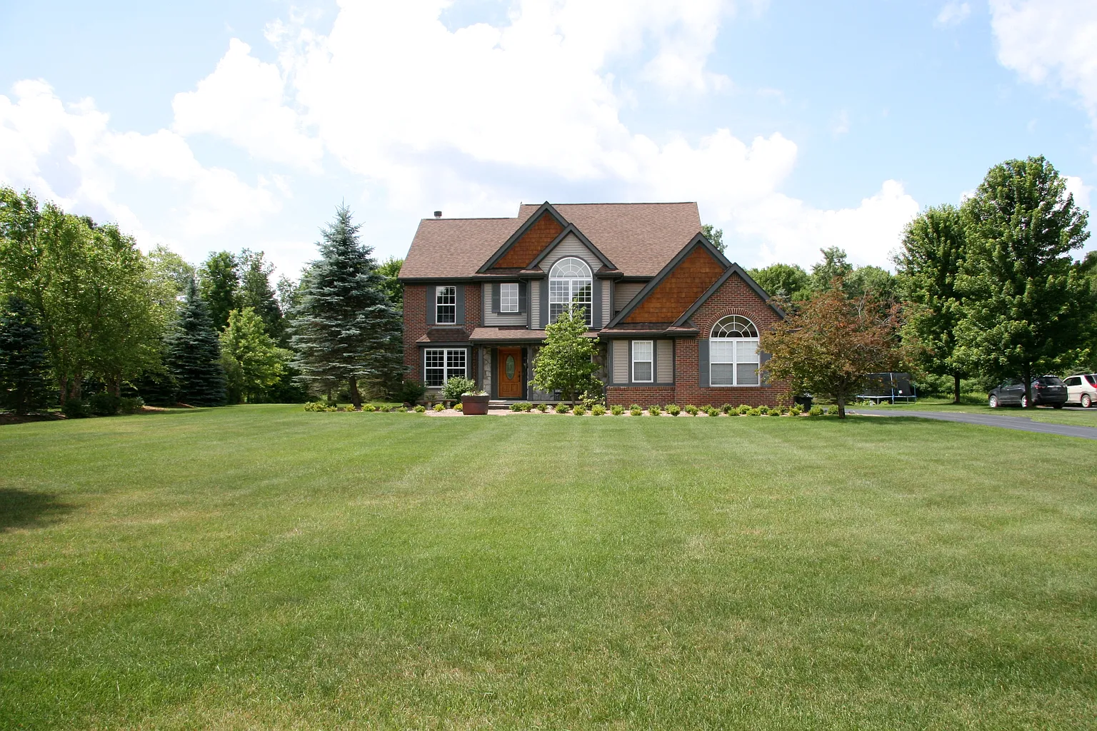 4973 Menominee Ln photo 1