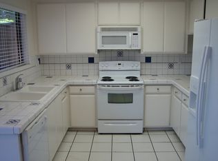 625 S Fig St APT 10, Escondido, CA 92025