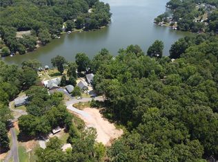 802 McFalls Cir, Anderson, SC 29621