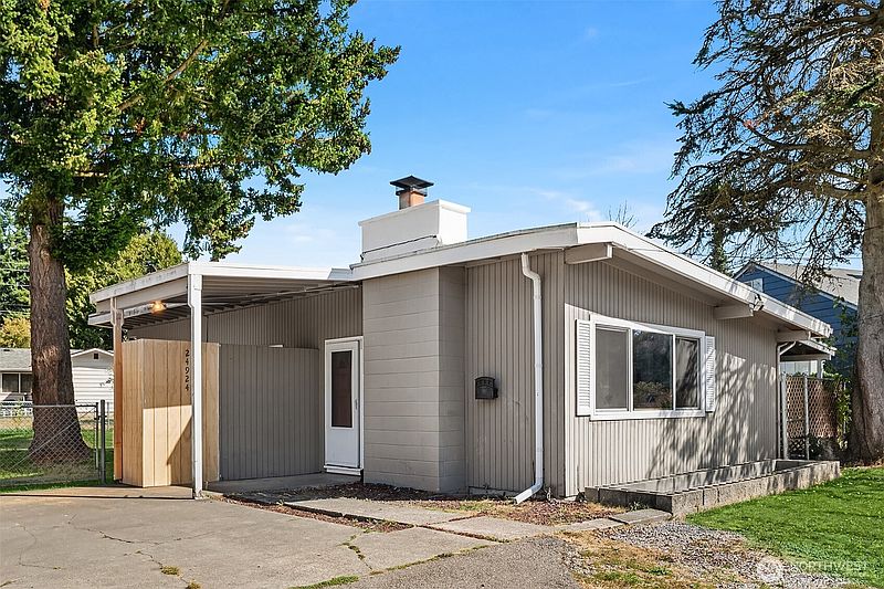 2nd image of 24924 35th Avenue S